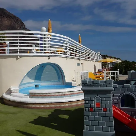 מלון Gran Rey